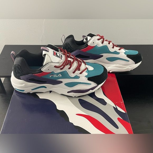 BNIB Limited Edition Rare Fila Ray Tracers Online Only Edition - Picture 2 of 12